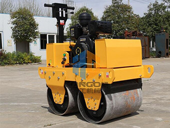 使用小型壓路機碾壓路基有哪些要求呢？